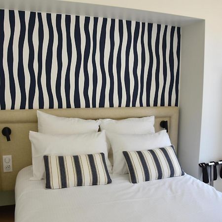 Logis Hotel Restaurant Le Kalliste Hyères Екстериор снимка