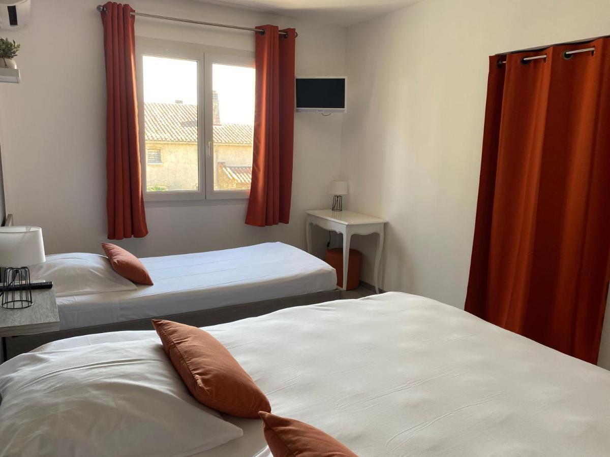 Logis Hotel Restaurant Le Kalliste Hyères Екстериор снимка