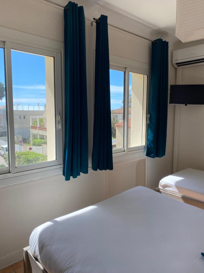 Logis Hotel Restaurant Le Kalliste Hyères Екстериор снимка