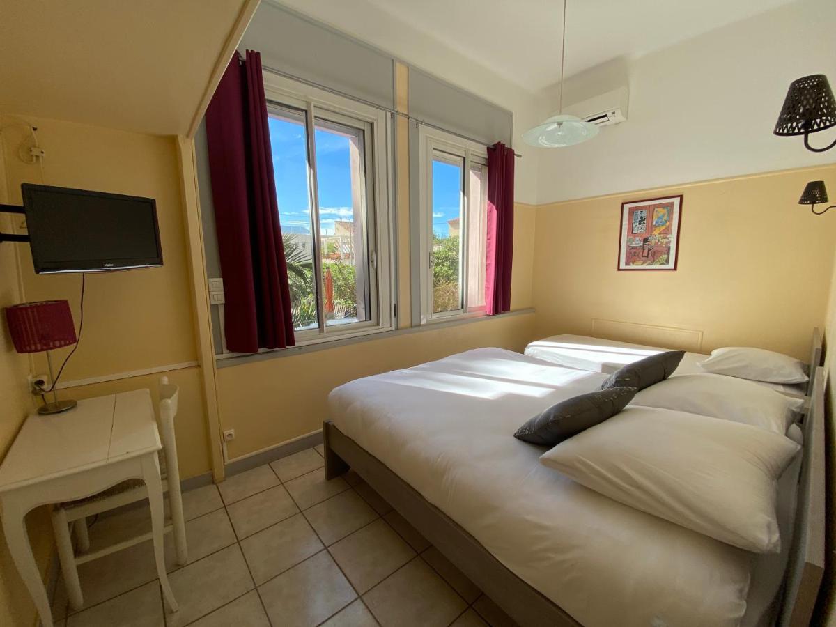 Logis Hotel Restaurant Le Kalliste Hyères Екстериор снимка