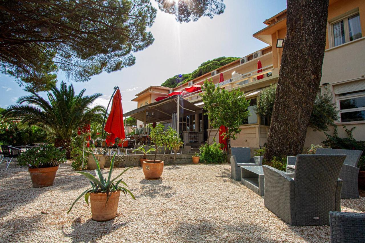 Logis Hotel Restaurant Le Kalliste Hyères Екстериор снимка